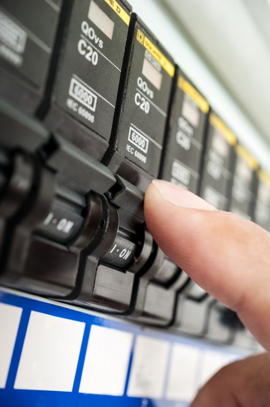 Circuit Breaker Replacement in Pasadena, CA